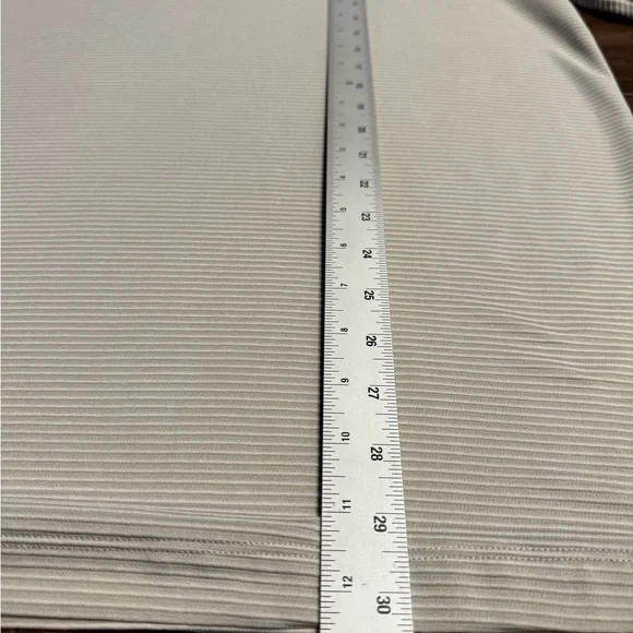 Tommy Bahama Men's Striped Polo Shirt - Moisture Wicking Golf Shirt Men Size XL - Picture 5 of 5